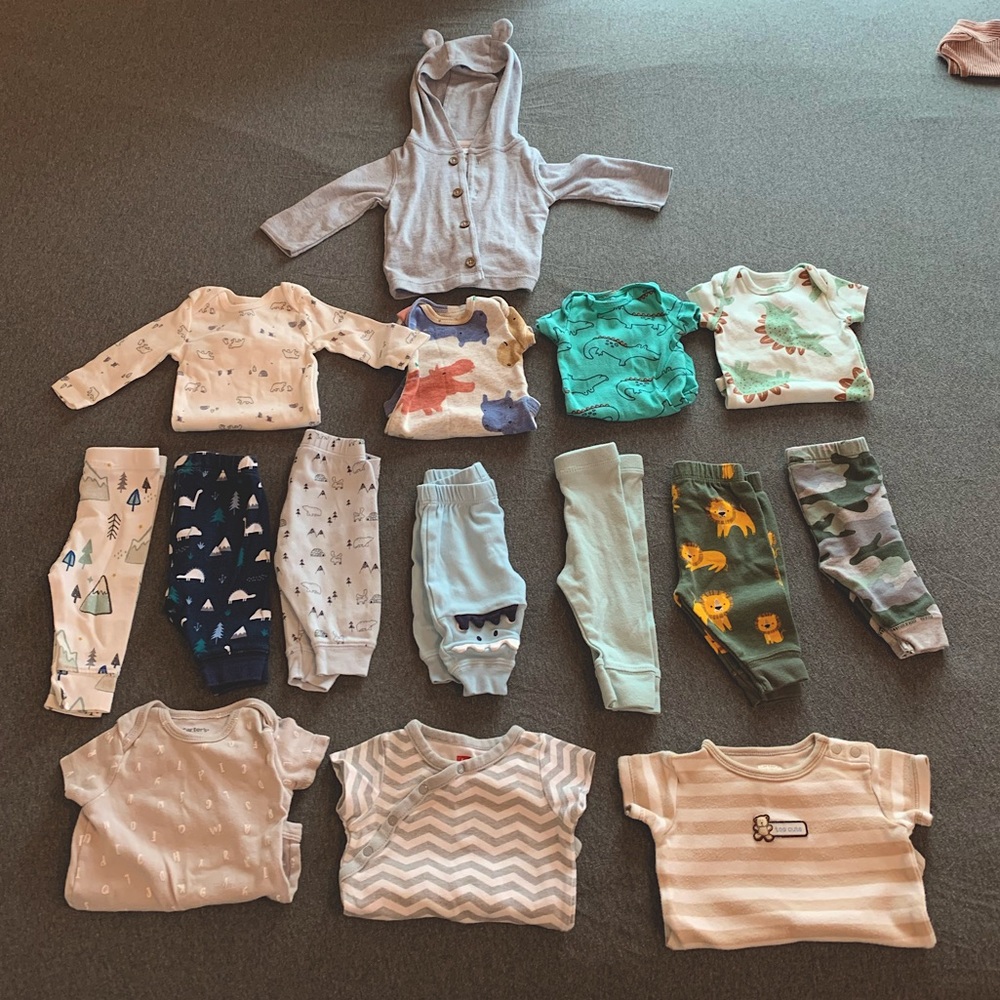 🌏Gender Neutral 🌏 Everything you need 0-3 month baby lot!